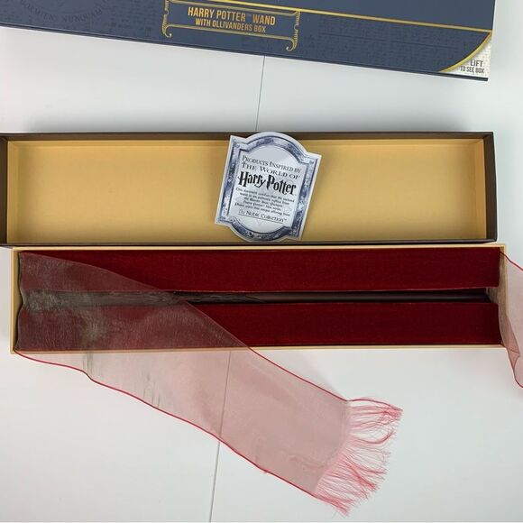 New The Noble Collection Wizarding World Harry Potter Wand with Ollivanders Box - Picture 8 of 10